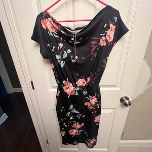 Women’s dress size S